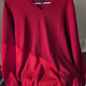Pronto Uomo Classic V-Neck Marino Wool Sweater in Bold Red